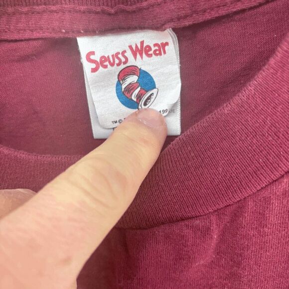 Vintage Dr Seuss Grinch Wear T Shirt Adult L 1997 The Grinch Graphic USA 90s EUC - Picture 4 of 5